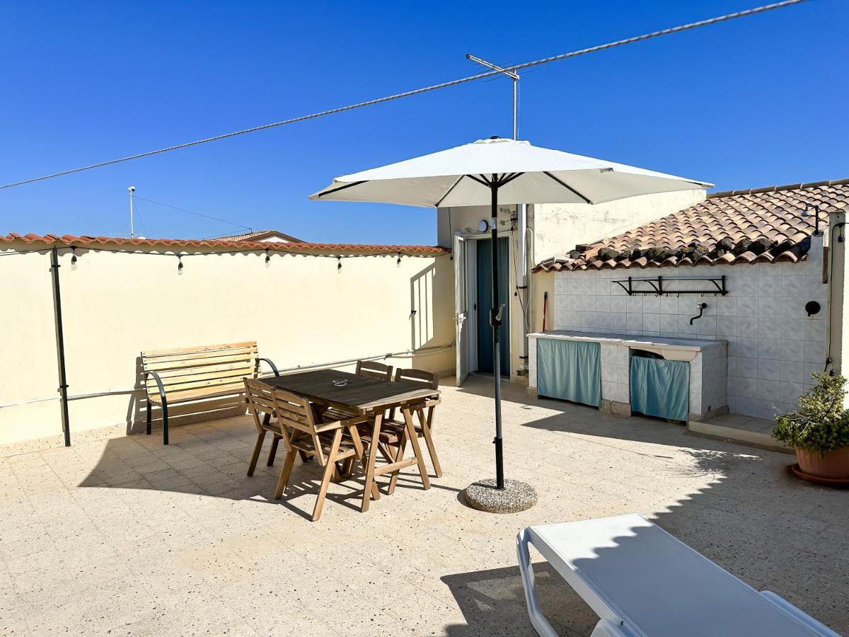 Calauriia Apartment *